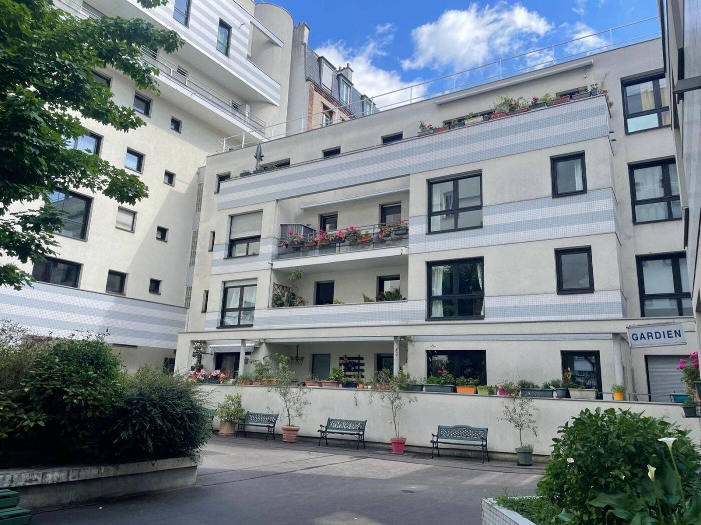 Appartement 3 pièces 78 m² · à Paris 20ème Arrondissement · 77,5 m² · 767 000 €