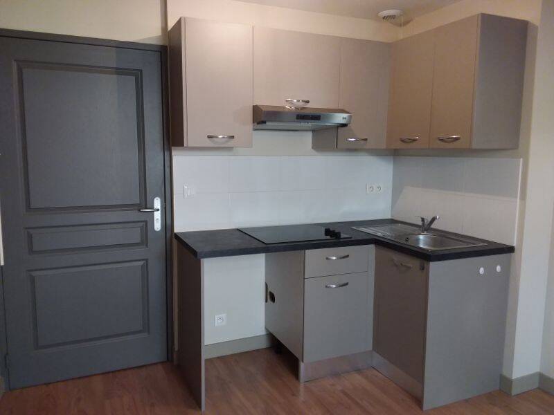 Appartement 2 pièces 37 m² · à Saintes · 36,9 m² · 467 €