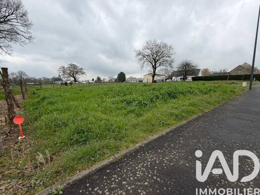 Terrain constructible viabilisé à vendre 35 000 € 450 m² de terrain Issé 44520