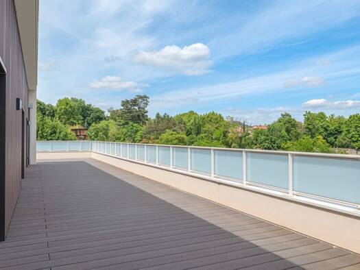 Appartement à vendre - Première occupation 1 042 000 € 5 pièces 3 chambres 166 m² Étage 3/3 Centre Champagne-au-Mont-d'Or 69410