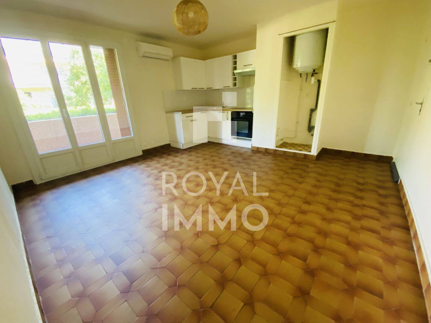 Appartement 2 pièces 33 m² · à Six-Fours-les-Plages · 32,8 m² · 688 €/mois