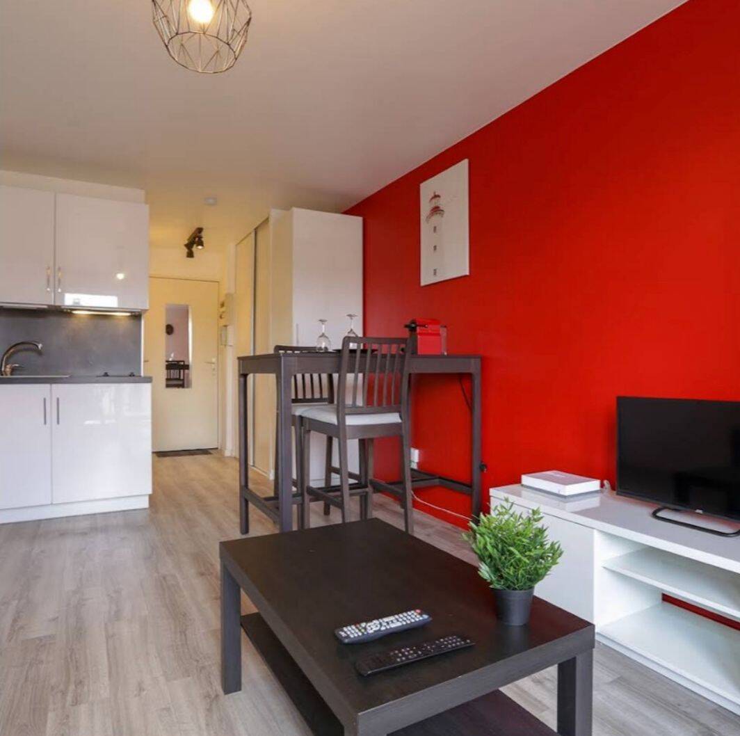 Appartement 1 pièce 23 m² · à Bordeaux · 22,7 m² · 618 €