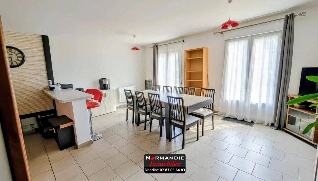 Maison 5 pièces 95 m² · à Lillebonne · 95 m² · 148 000 €