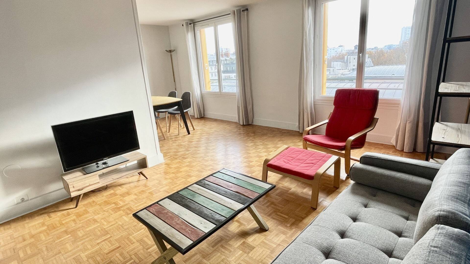 Appartement 3 pièces 69 m² · à Paris 15ème Arrondissement · 69,1 m² · 2 100 €/mois