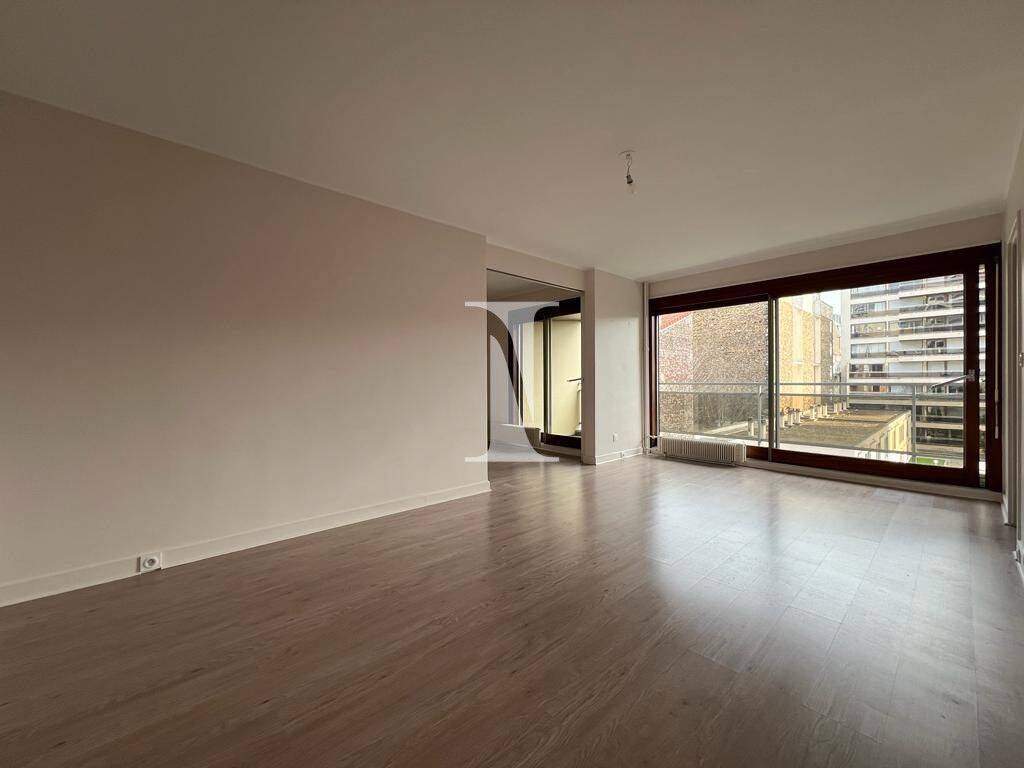 Appartement 3 pièces 62 m² · à Paris 15ème Arrondissement · 62,3 m² · 1 890 €/mois
