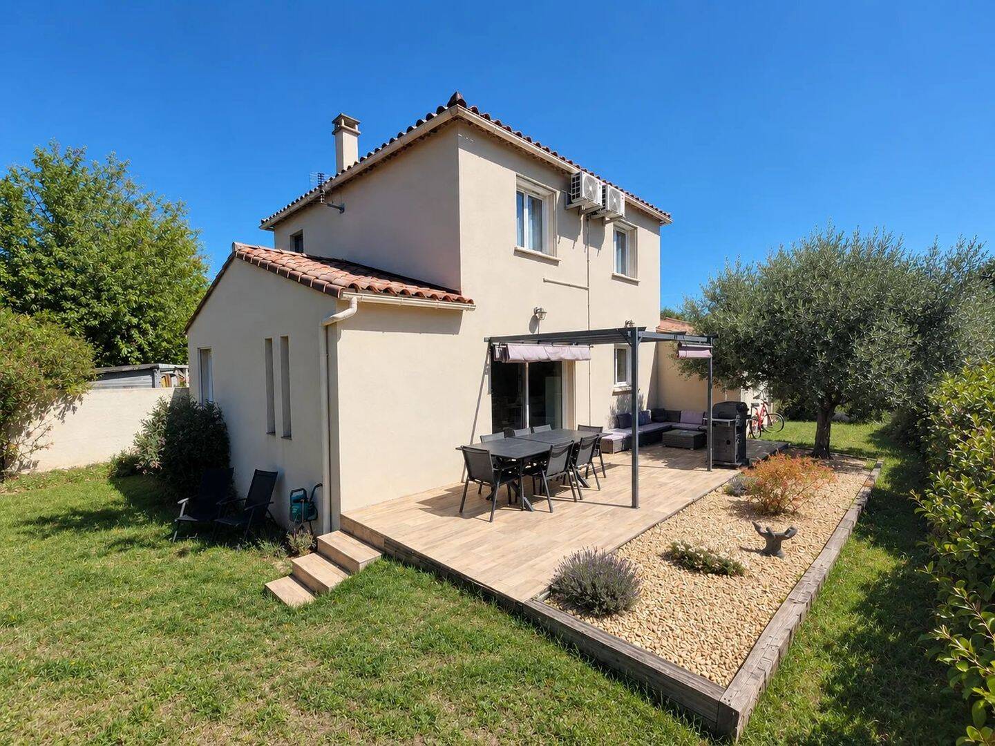 Maison 4 pièces 114 m² · à Saint-Privat-des-Vieux · 114,1 m² · 260 000 €
