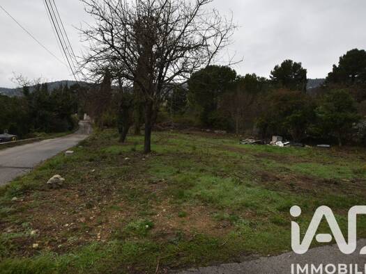 Terrain constructible à vendre 99 000 € 750 m² de terrain Nord Peymeinade 06530