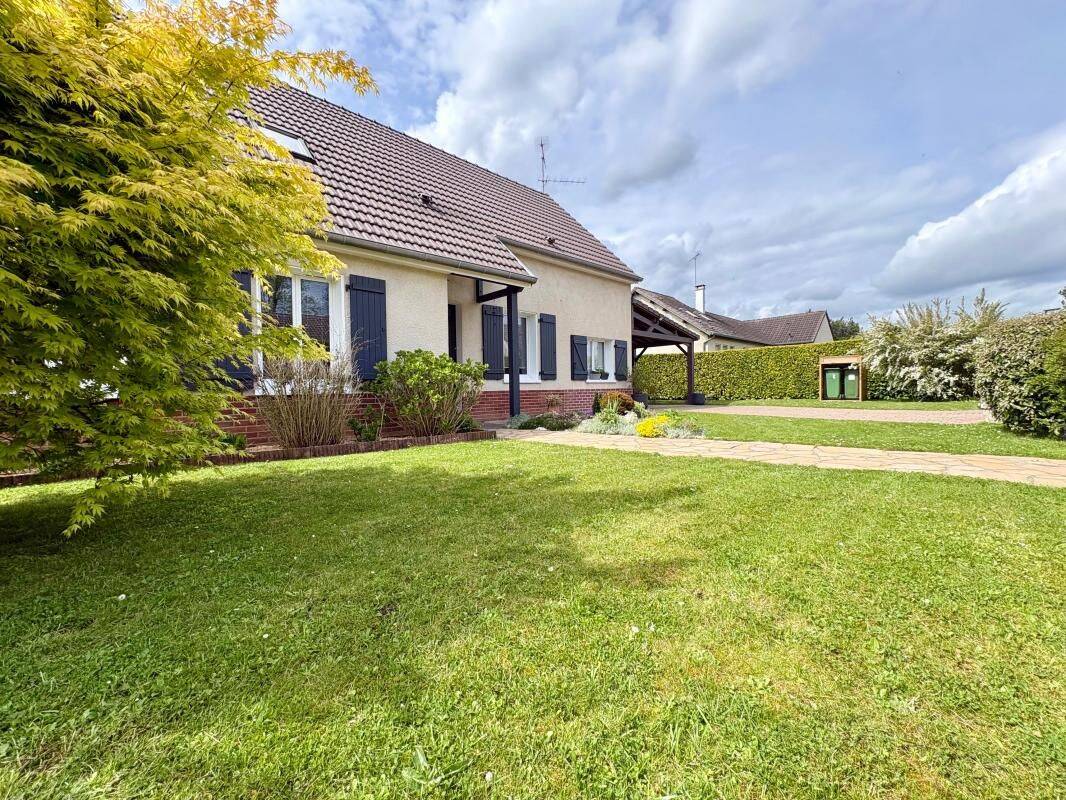 Maison 5 pièces 135 m² · à Hébécourt · 135 m² · 399 000 €