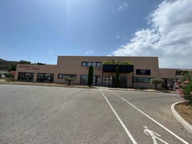 Local d'activités à louer 1 602 € 691 m² d'espace de stockage divisible Plaine Nord Châteauneuf-les-Martigues 13220