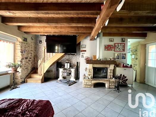 Maison à vendre 254 800 € 6 pièces 5 chambres 159 m² Vigeois 19410