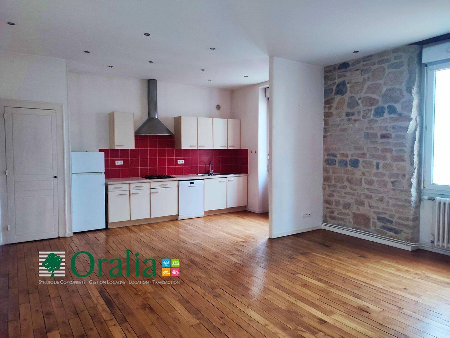 Appartement 2 pièces 54 m² · à Dijon · 53,6 m² · 695 €