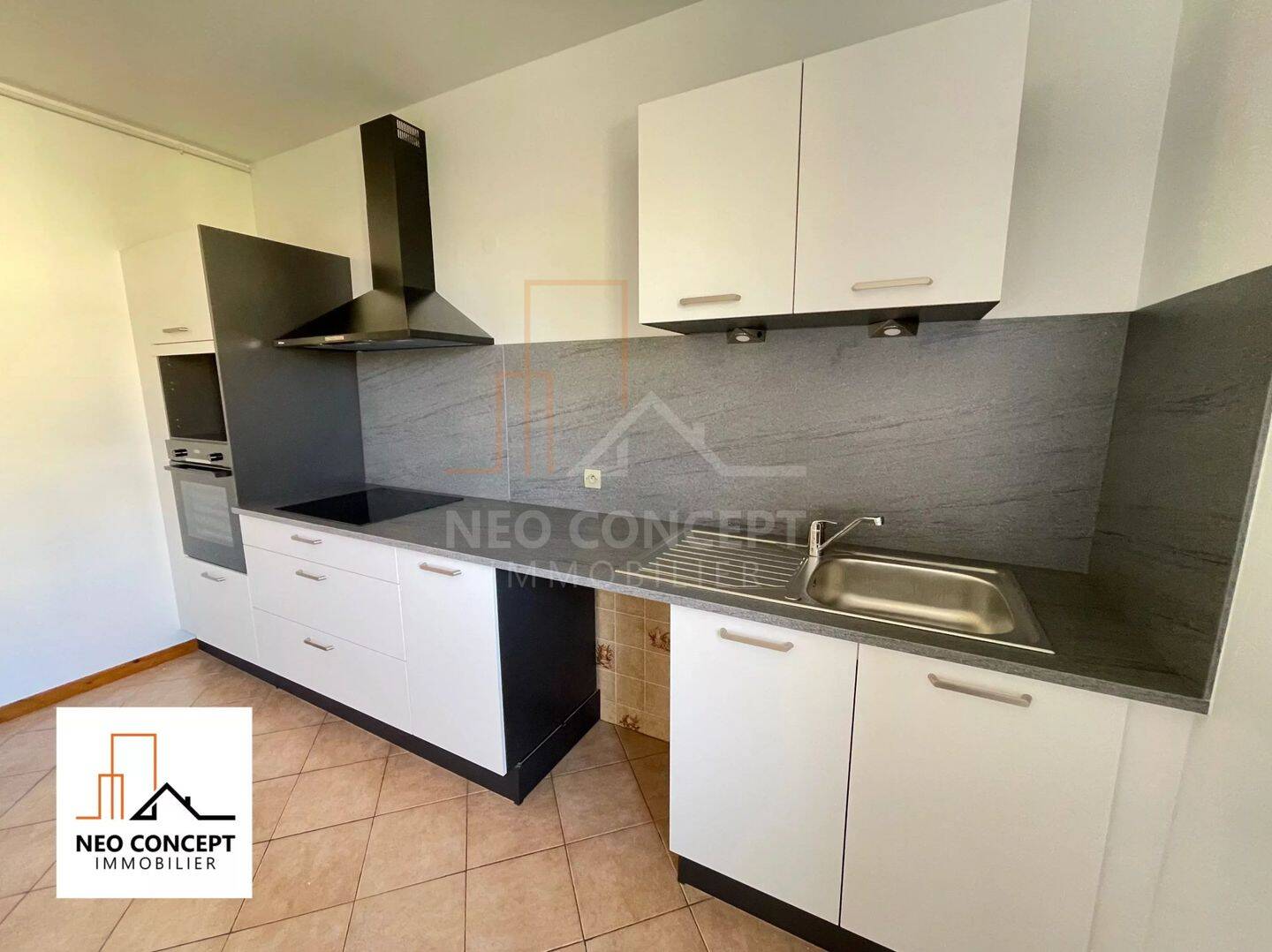 Appartement 3 pièces 94 m² · à Bitschhoffen · 94 m² · 942 €