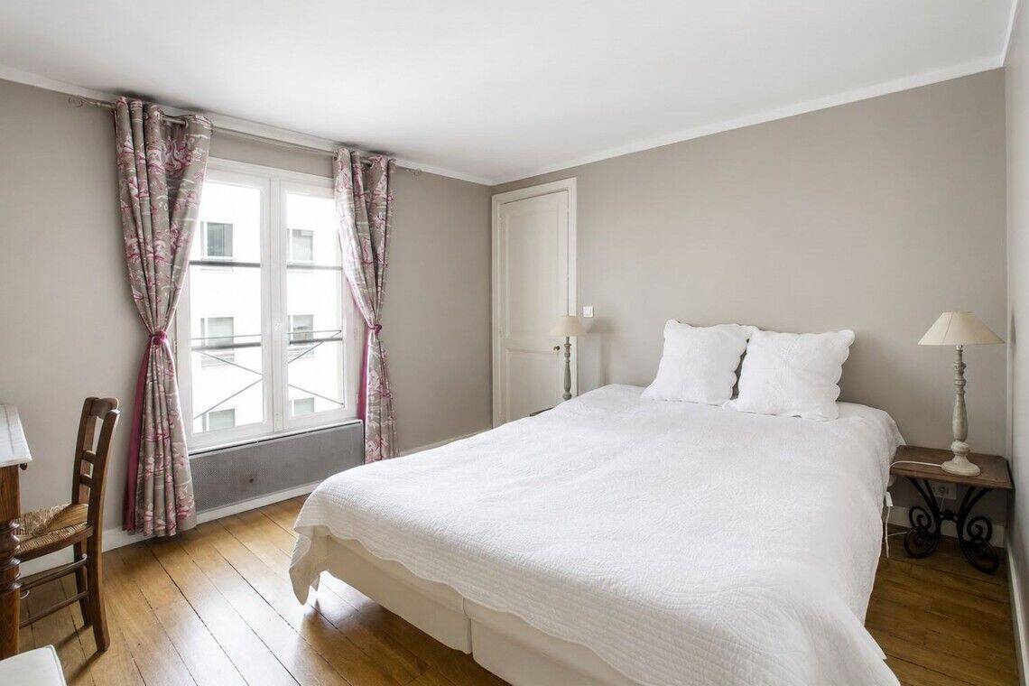 Appartement 3 pièces 58 m² · à Paris 8ème Arrondissement · 58 m² · 2 700 €