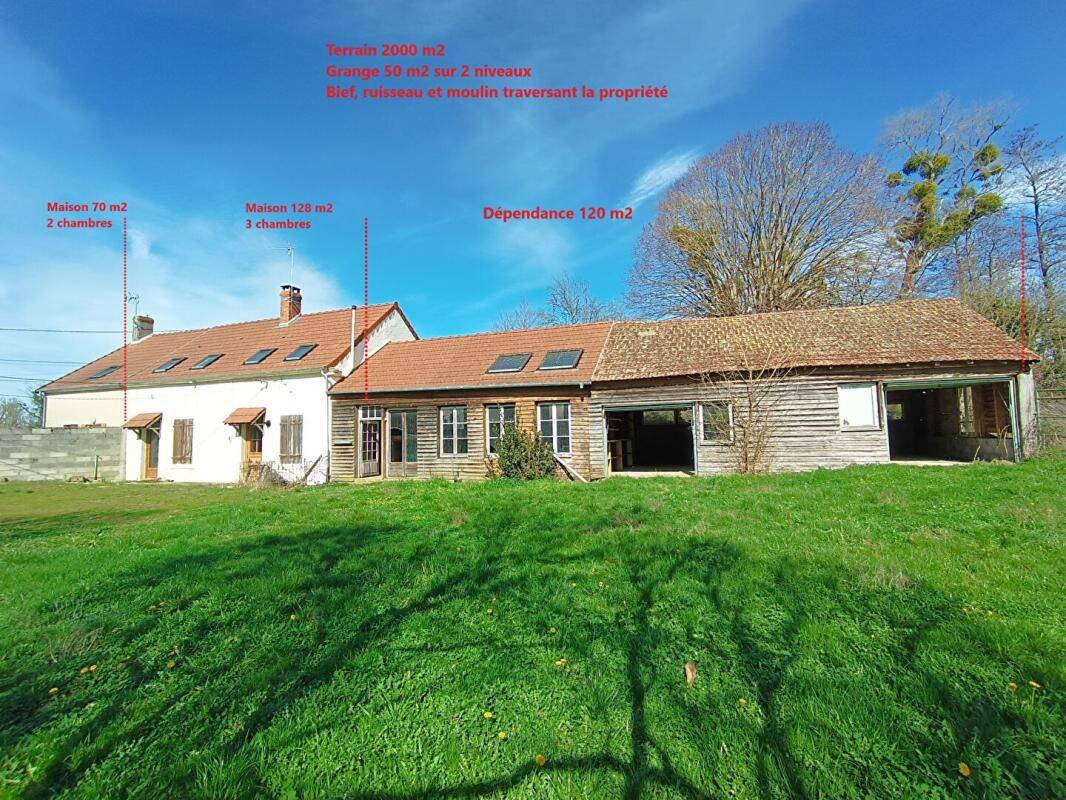 Maison 8 pièces 300 m² · à La Celle-sur-Nièvre · 300 m² · 135 000 €