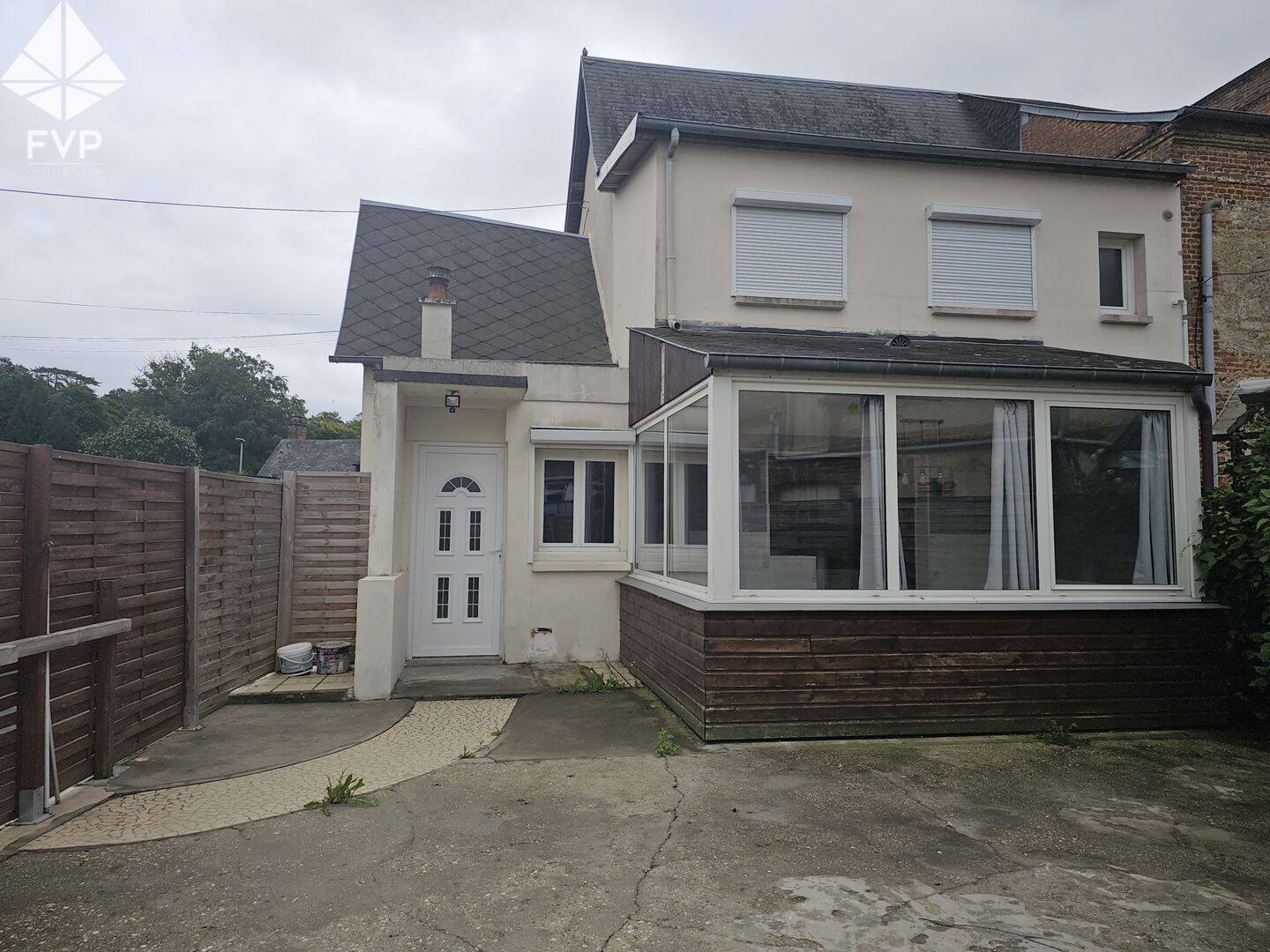 Maison 10 pièces 213 m² · à Longueville-sur-Scie · 213 m² · 183 750 €