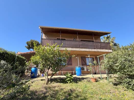 Immeuble à vendre 525 000 € 163 m² Six-Fours-les-Plages 83140
