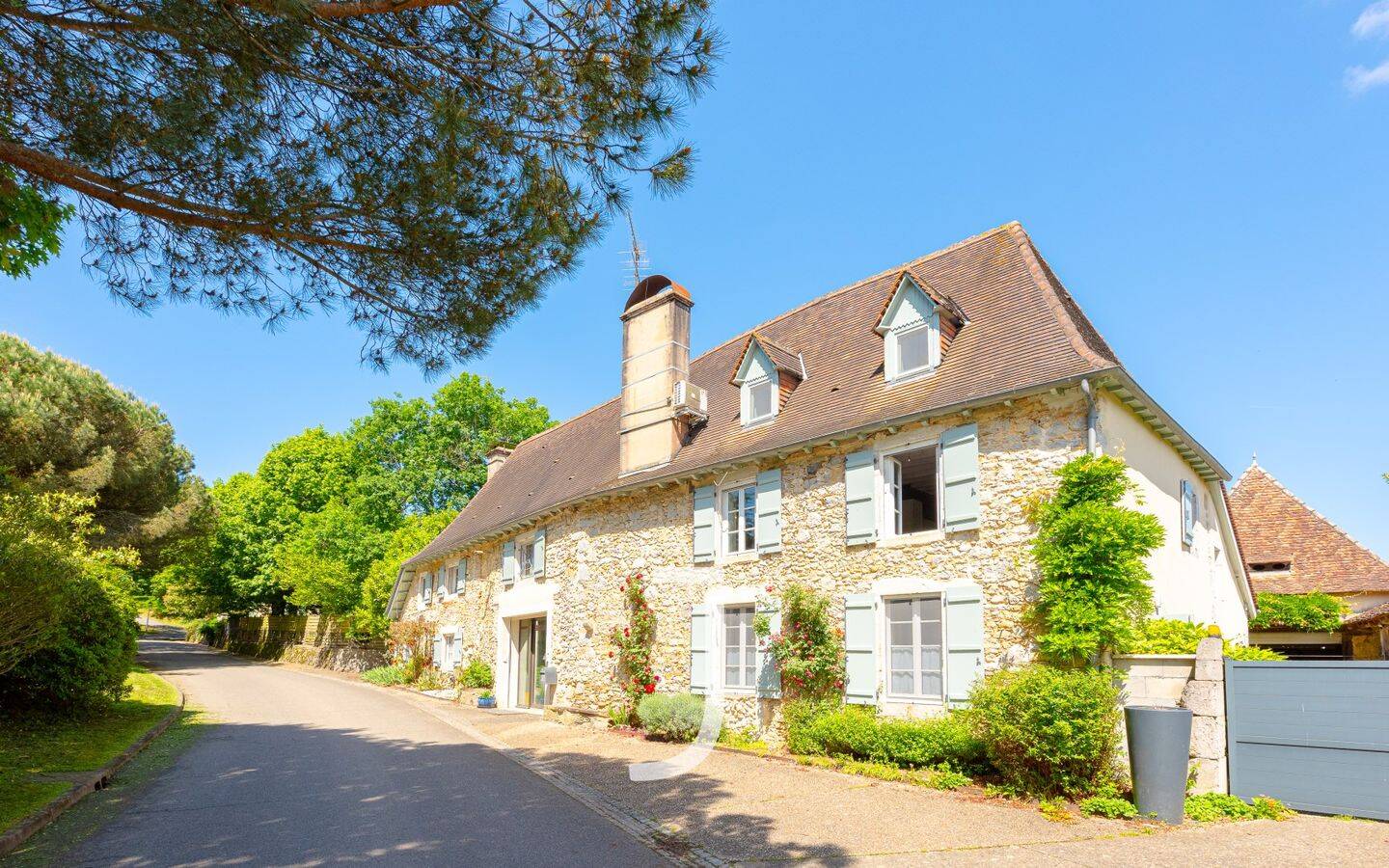 Maison 8 pièces 278 m² · à Orthez · 278 m² · 495 000 €