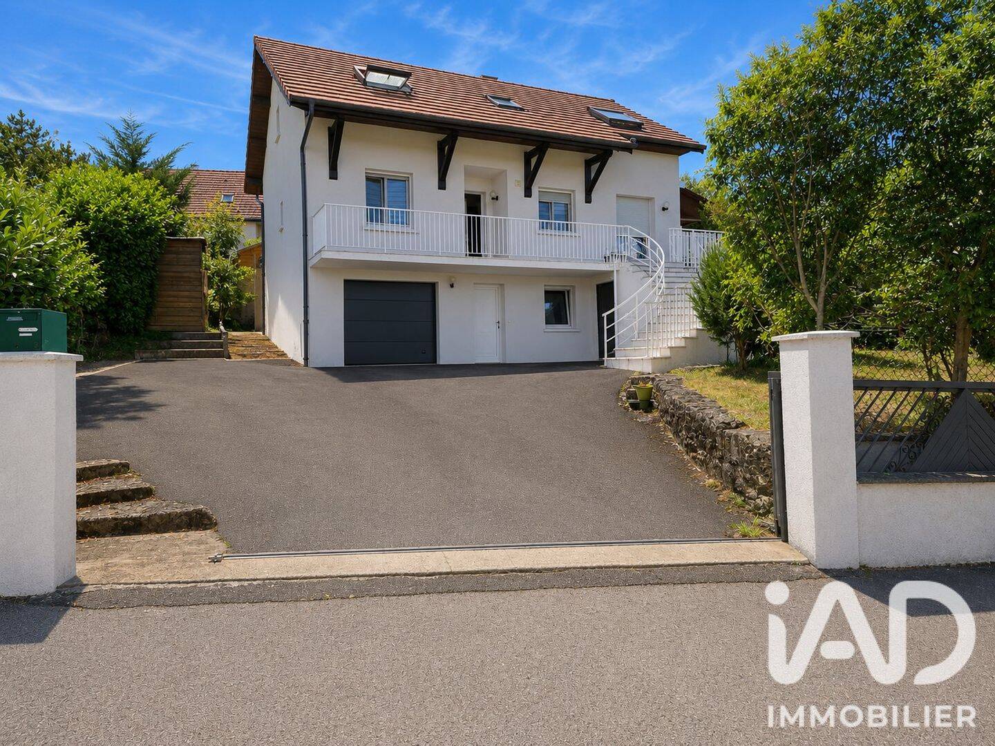 Maison 6 pièces 143 m² · à Saône · 143 m² · 350 000 €