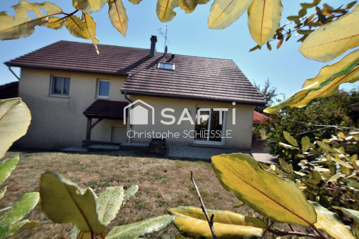 Maison 6 pièces 122 m² · à Saint-Dizier-l'Évêque · 122 m² · 293 250 €