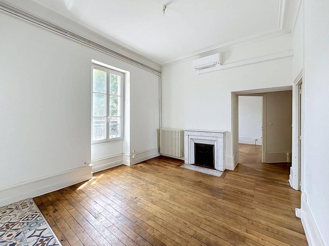 Appartement 4 pièces 76 m² · à Dijon · 76 m² · 886 €/mois