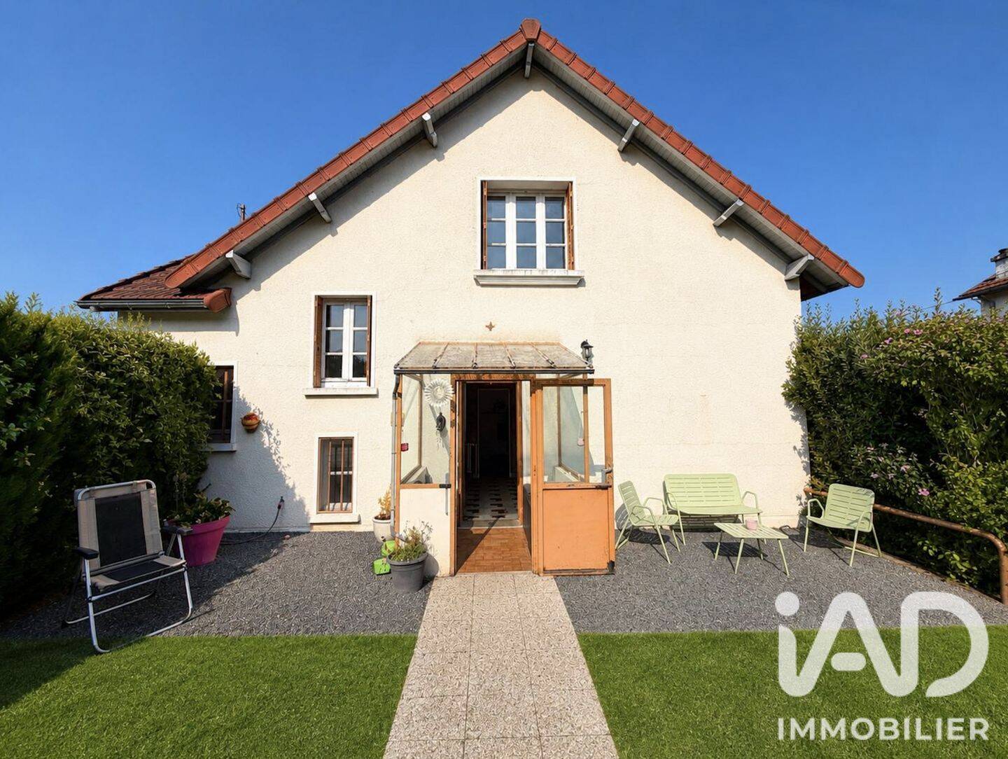 Maison 5 pièces 100 m² · à Villeneuve-sur-Yonne · 100 m² · 135 000 €