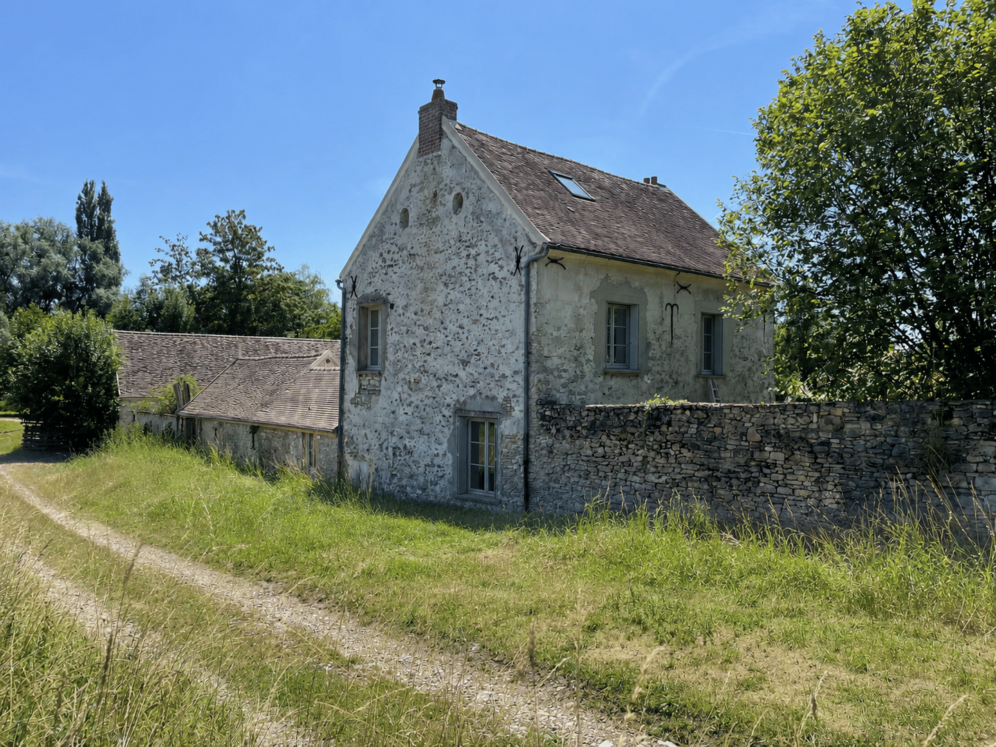Maison 7 pièces 150 m² · à Baron · 150 m² · 1 790 €/mois