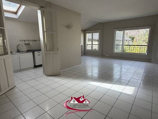 Maison à vendre 450 000 € 4 pièces 3 chambres 115,3 m² disponible dès maintenant Rambouillet 78120