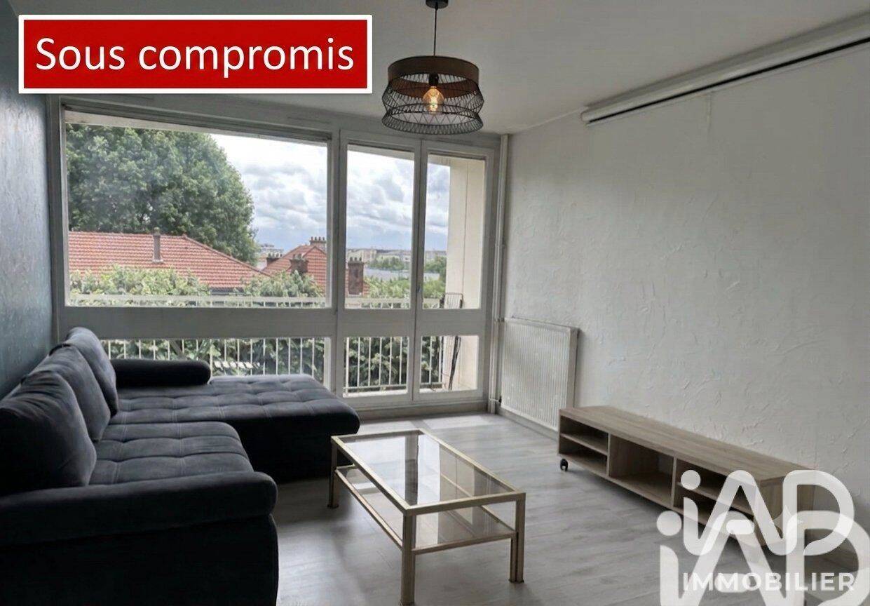 Appartement 2 pièces 49 m² · à Chelles · 49 m² · 1 060 €