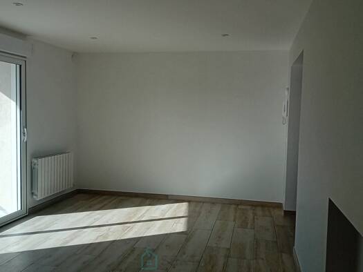 Appartement à vendre 244 000 € 3 pièces 2 chambres 58 m² Étage 1/4 Centre Ville Royan 17200