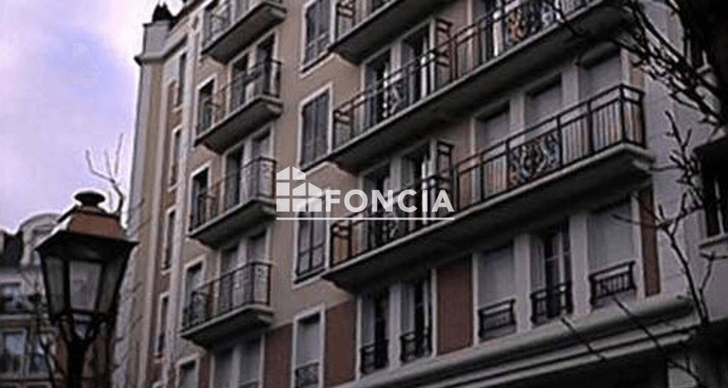 Appartement 1 pièce 27 m² · à Saint-Maurice · 27,2 m² · 780 €