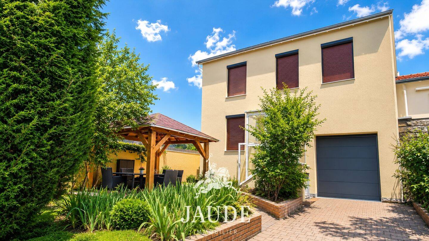 Maison 5 pièces 105 m² · à Clermont-Ferrand · 105 m² · 255 000 €