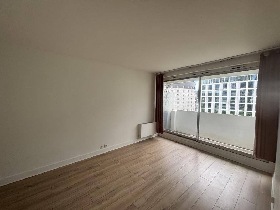 Appartement 2 pièces 44 m² · à Courbevoie · 44 m² · 1 366 €/mois