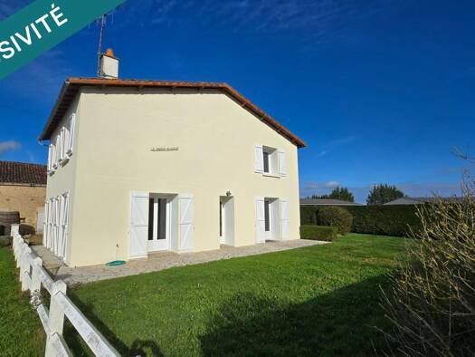 Maison à vendre 159 000 € 4 pièces 3 chambres 110 m² 3 180 m² de terrain Leignes-sur-Fontaine 86300