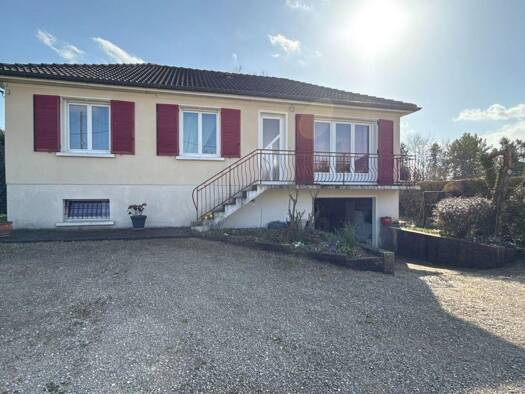 Maison à vendre 189 000 € 5 pièces 3 chambres 112 m² 1 382 m² de terrain Courtisols 51460