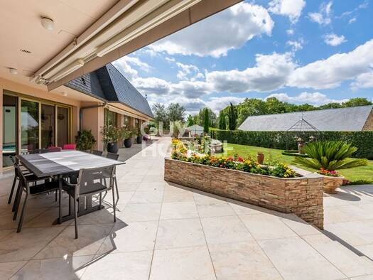 Maison à vendre 1 900 000 € 9 pièces 5 chambres 312 m² 3 649 m² de terrain Étiolles 91450