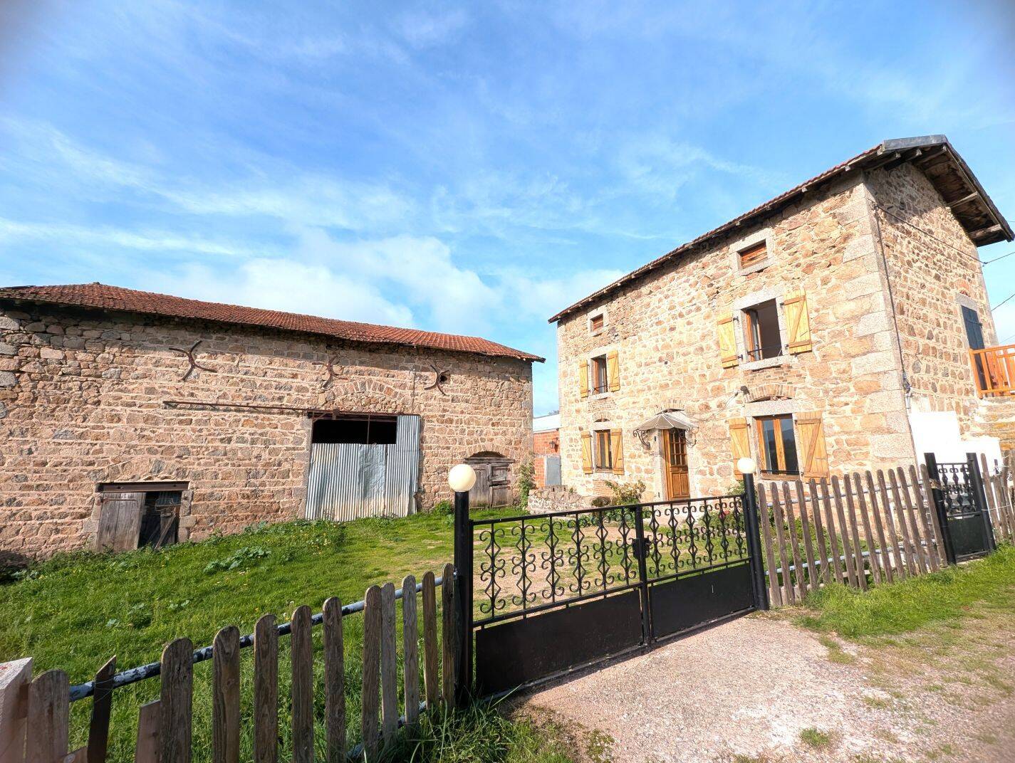 Maison 5 pièces 96 m² · à Saint-Bonnet-des-Quarts · 96 m² · 159 750 €