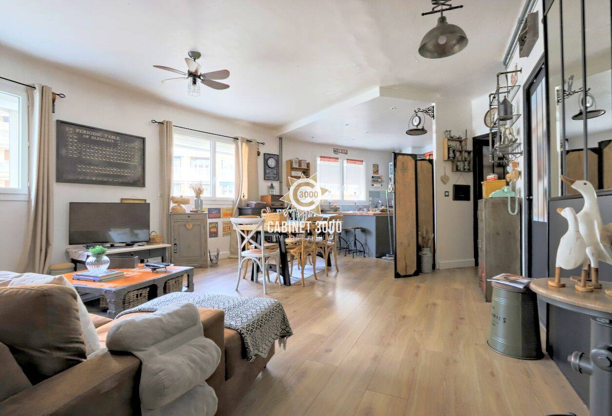 Appartement 3 pièces 82 m² · à Toulon · 82 m² · 225 000 €