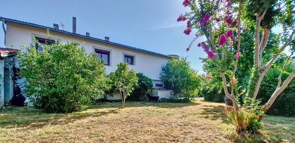 Maison 6 pièces 175 m² · à Coufouleux · 175 m² · 330 000 €
