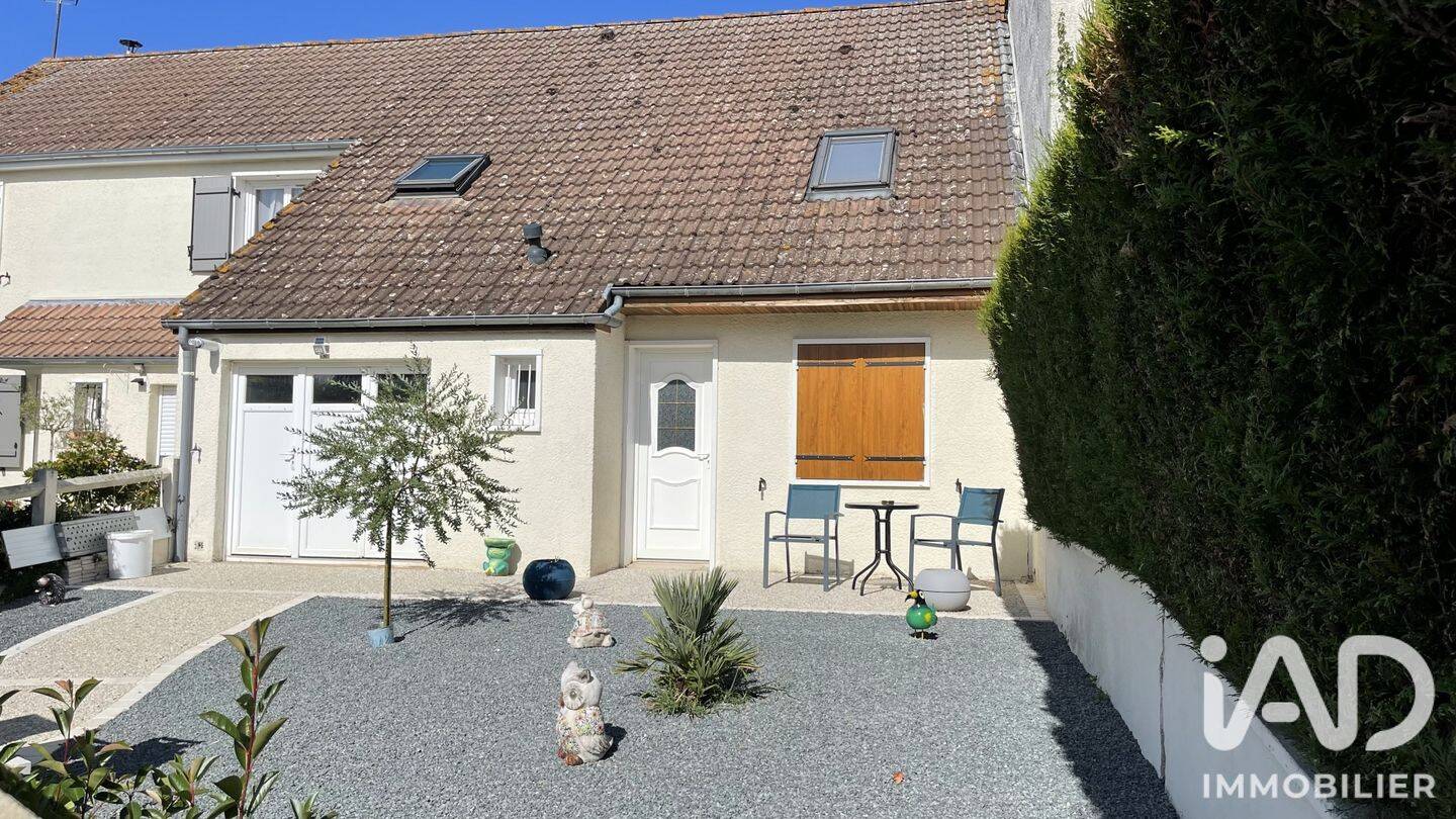 Maison 5 pièces 126 m² · à Marolles · 126 m² · 190 000 €