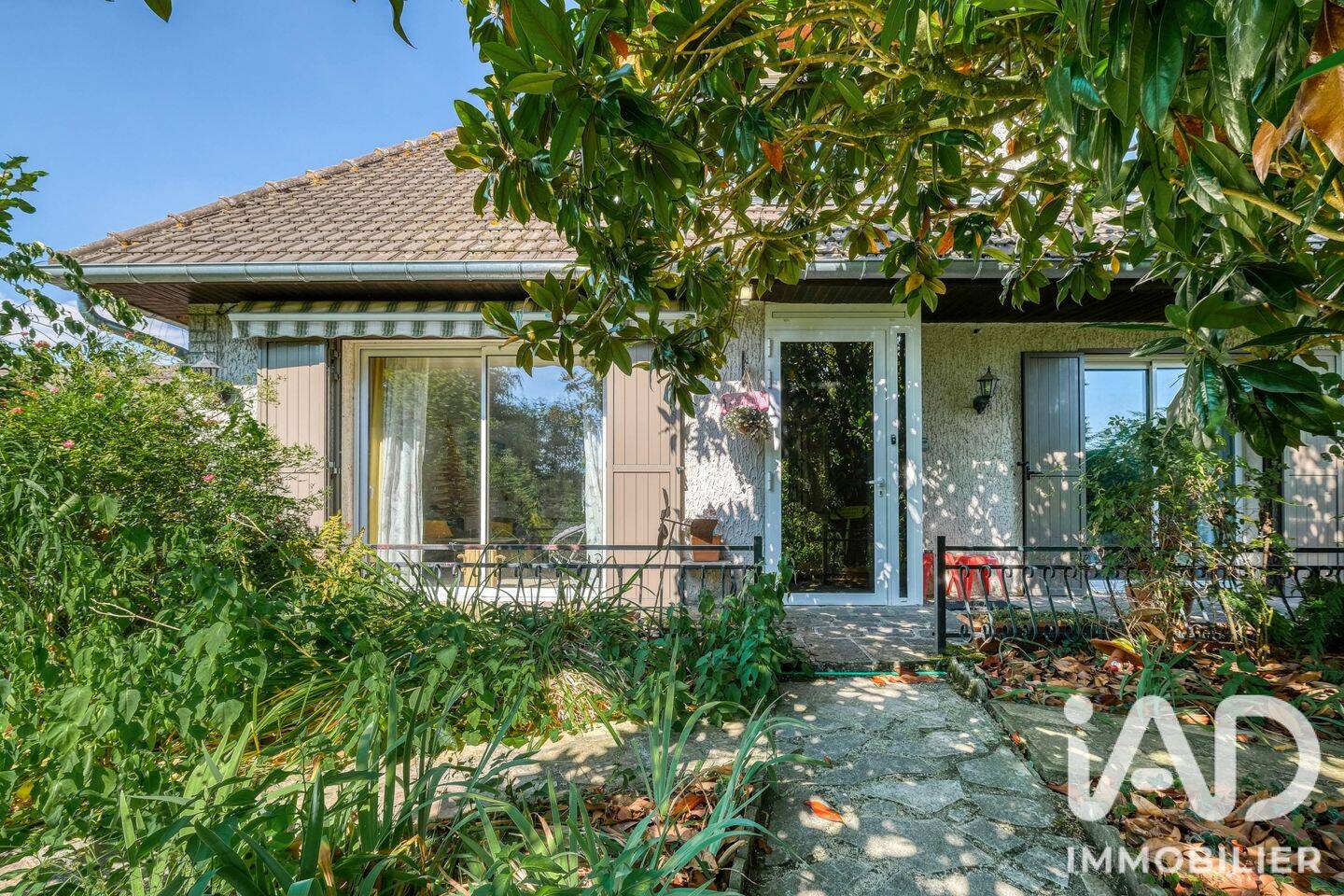 Maison 1 pièce 225 m² · à Crécy-la-Chapelle · 225 m² · 470 000 €