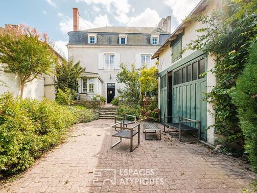 Maison à vendre 299 000 € 10 pièces 5 chambres 295 m² 545 m² de terrain Mirebeau 86110