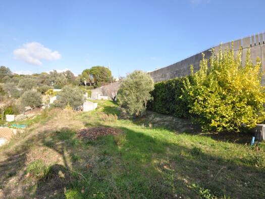 Terrain constructible à vendre 945 000 € 3 597 m² de terrain Saint-Pierre-De-Féric Nice 06000