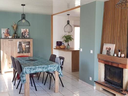 Maison de plain-pied à vendre 235 150 € 7 pièces 4 chambres 123,9 m² 451 m² de terrain Condé-sur-Marne 51150