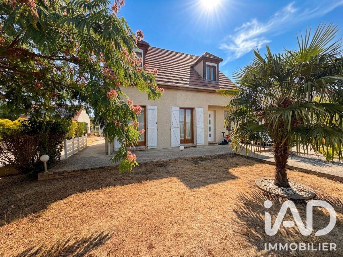 Maison 4 pièces 90 m² · à Puiseaux · 90 m² · 221 000 €