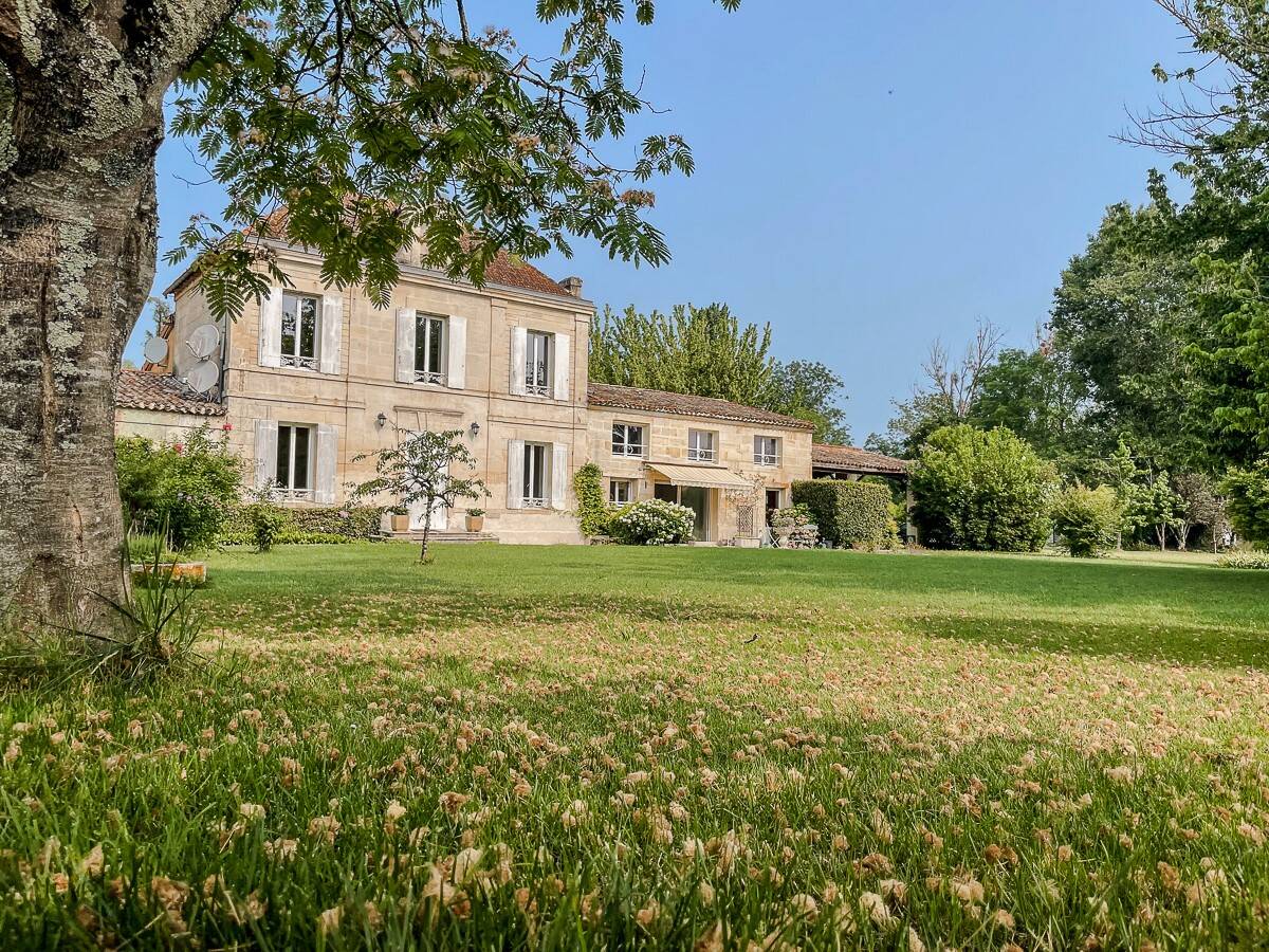 Maison 10 pièces 400 m² · à Libourne · 400 m² · 765 000 €