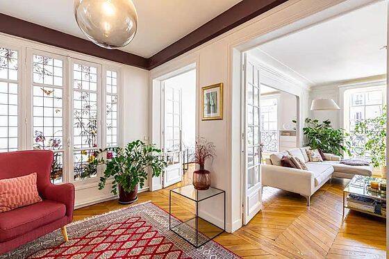 Appartement 4 pièces 105 m² · à Paris 9ème Arrondissement · 105 m² · 5 420 €/mois