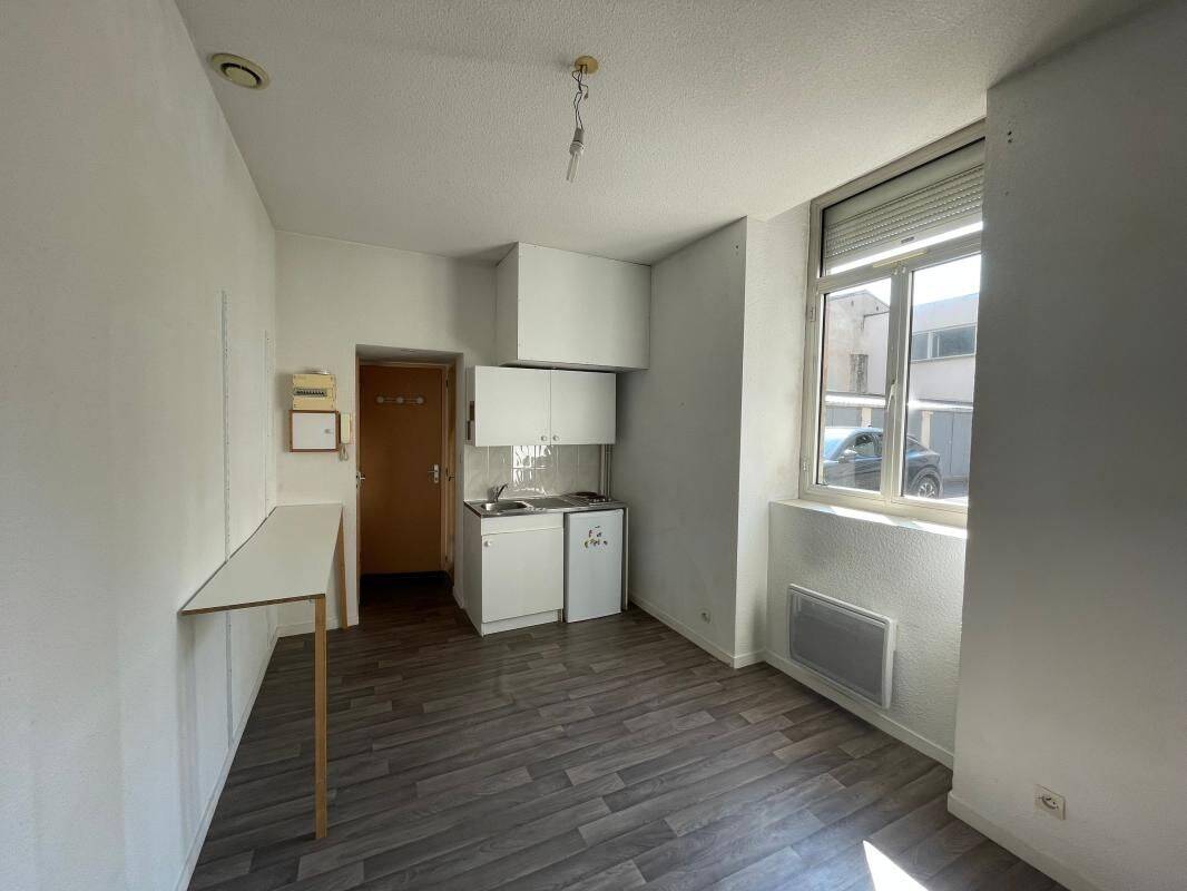 Appartement 1 pièce 19 m² · à Limoges · 19 m² · 295 €