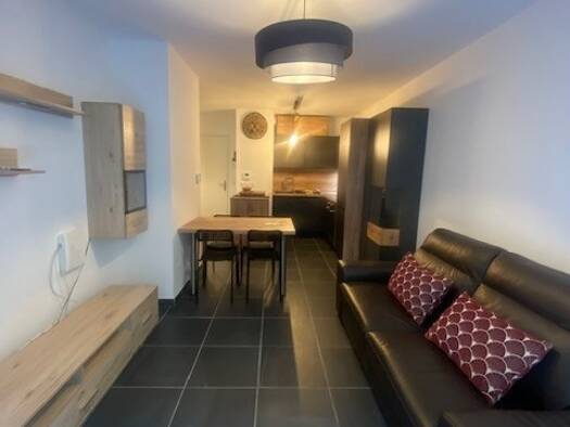 Appartement à louer 1 100 € 2 pièces 1 chambre 38,3 m² RDC Saint Antoine - L'Archet Nice 06200