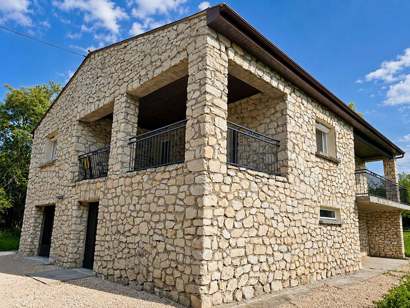Maison 6 pièces 200 m² · à Cruas · 200 m² · 465 000 €
