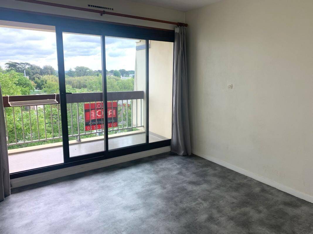 Appartement 1 pièce 20 m² · à Gradignan · 20,1 m² · 529 €/mois